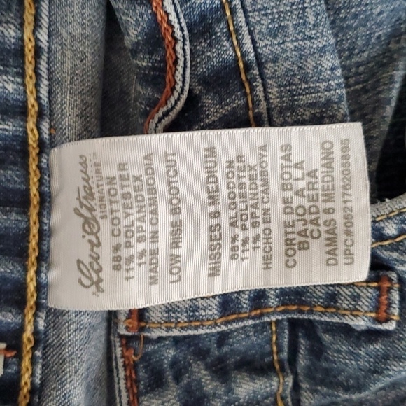 Levis Classic Bootcut Distressed Grunge Misses Jeans Size 6 - Picture 3 of 9